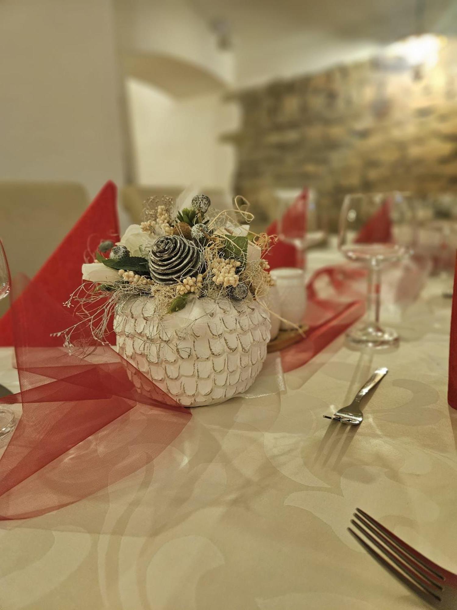 Hotel U Mesta Prahy Náchod Екстериор снимка